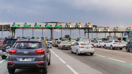 В Казахстане сократят протяженность платных участков дорог